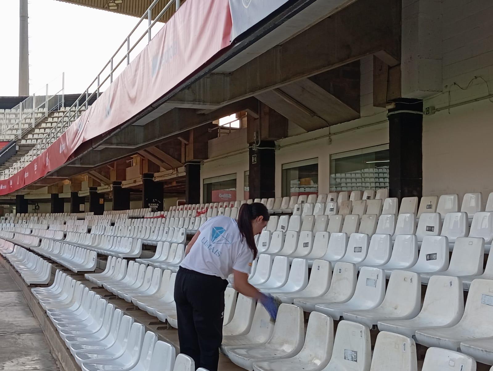 Limpieza Estadio Cartagonova 29/11/2024</p>
<p>Partido España - Corea del Sur de la Selección Femenina de Fútbol</p>
<p>Limpieza Estadio Cartagonova España Corea del Sur 29/11/2024