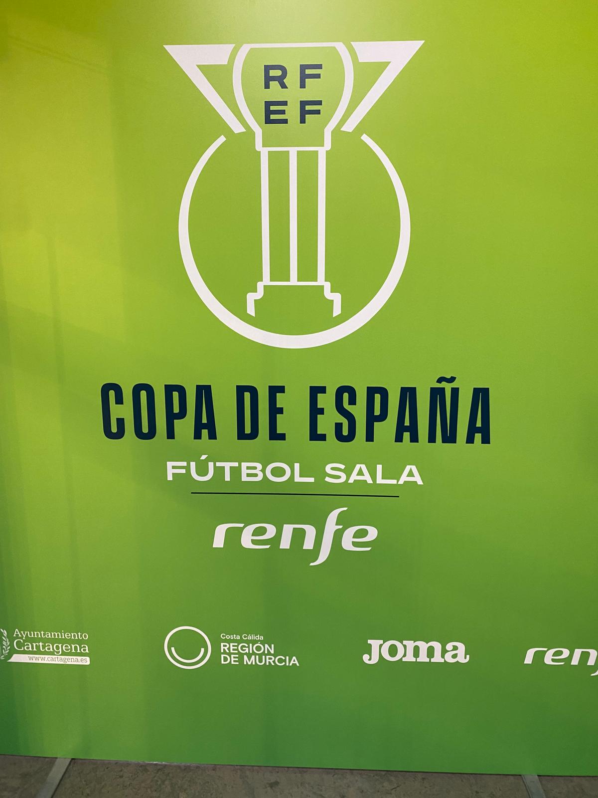 Limpieza en Palacio de Deportes Cartagena Copa de España Futbol Sala 23/04/2024