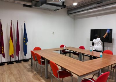 limpieza de oficinas con Limais